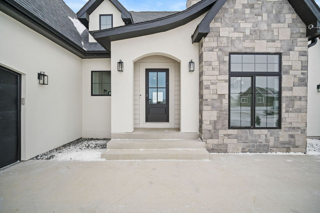 Refined interior detailing and millwork
