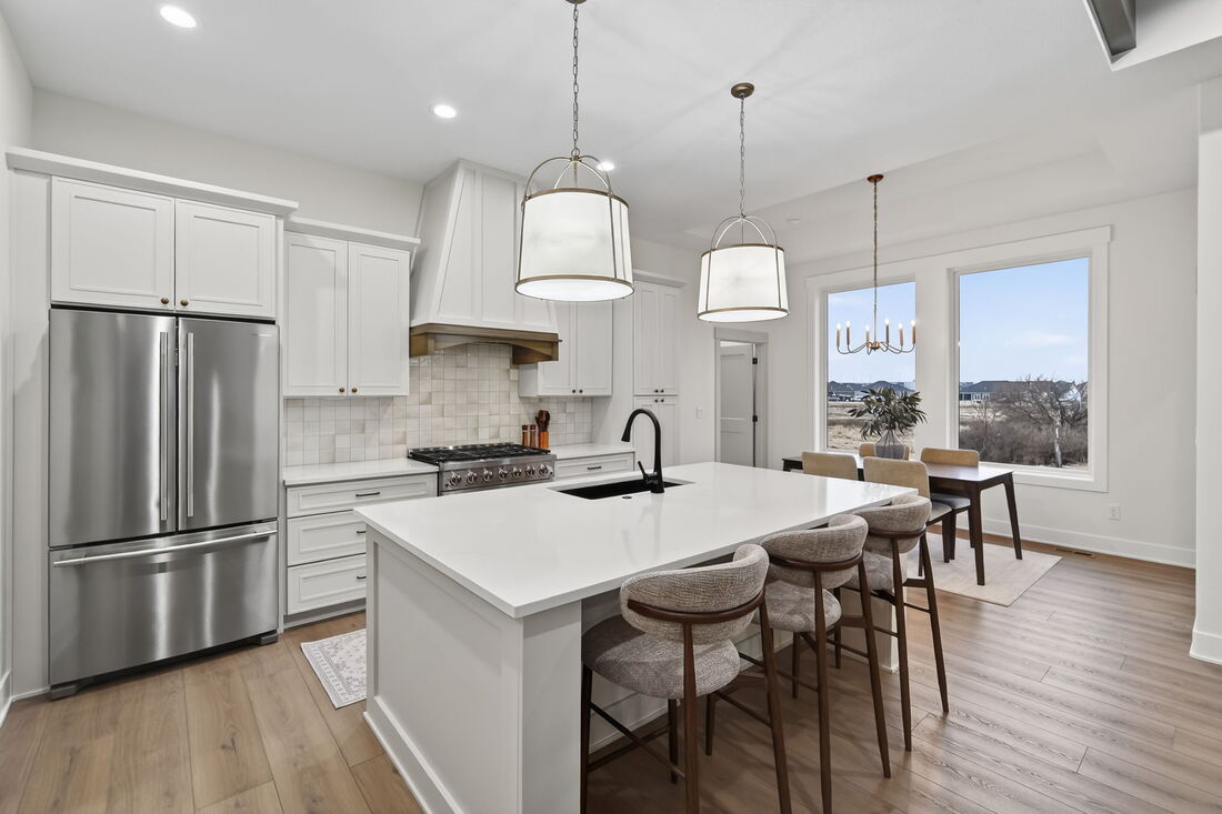 Custom home interior or exterior — p7